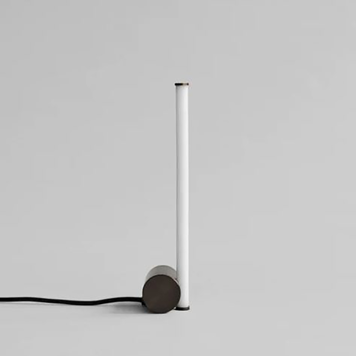 STICK TABLE LAMP 2