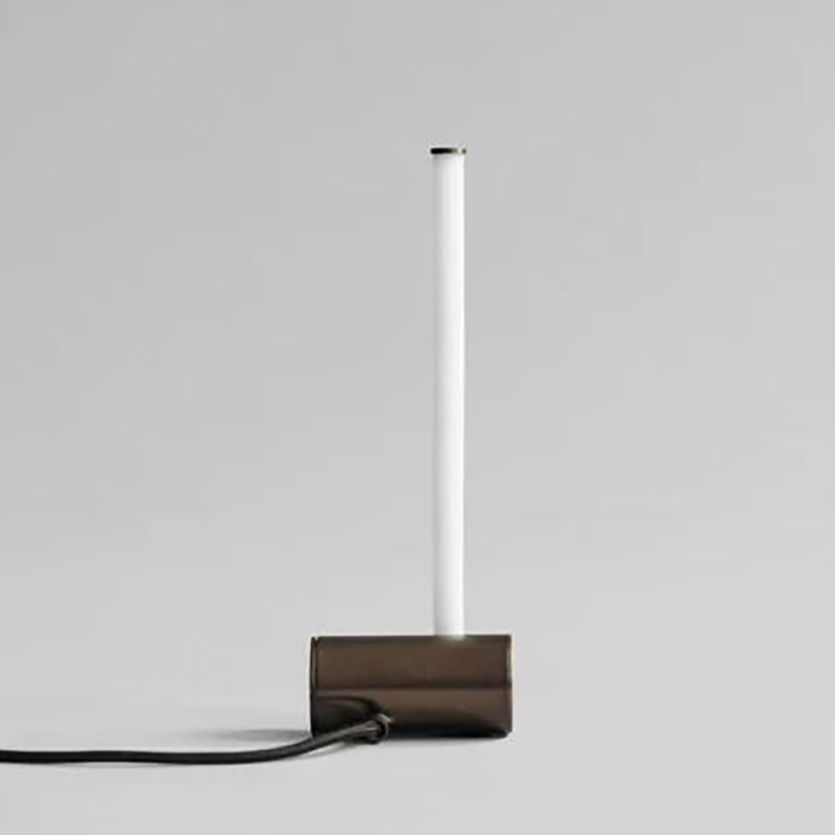 STICK TABLE LAMP 1