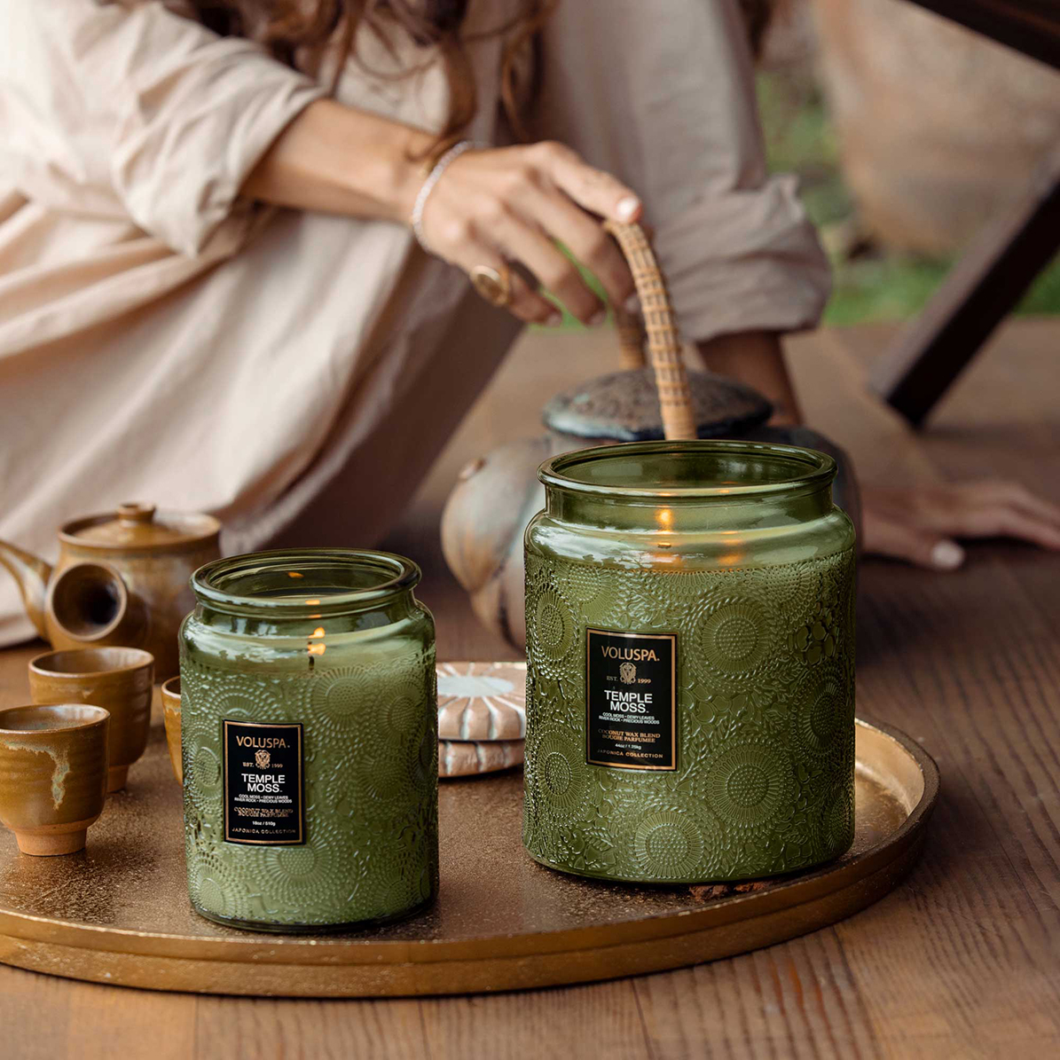 TEMPLE MOSS SCENTED CANDLE IN LARGE JAR 4