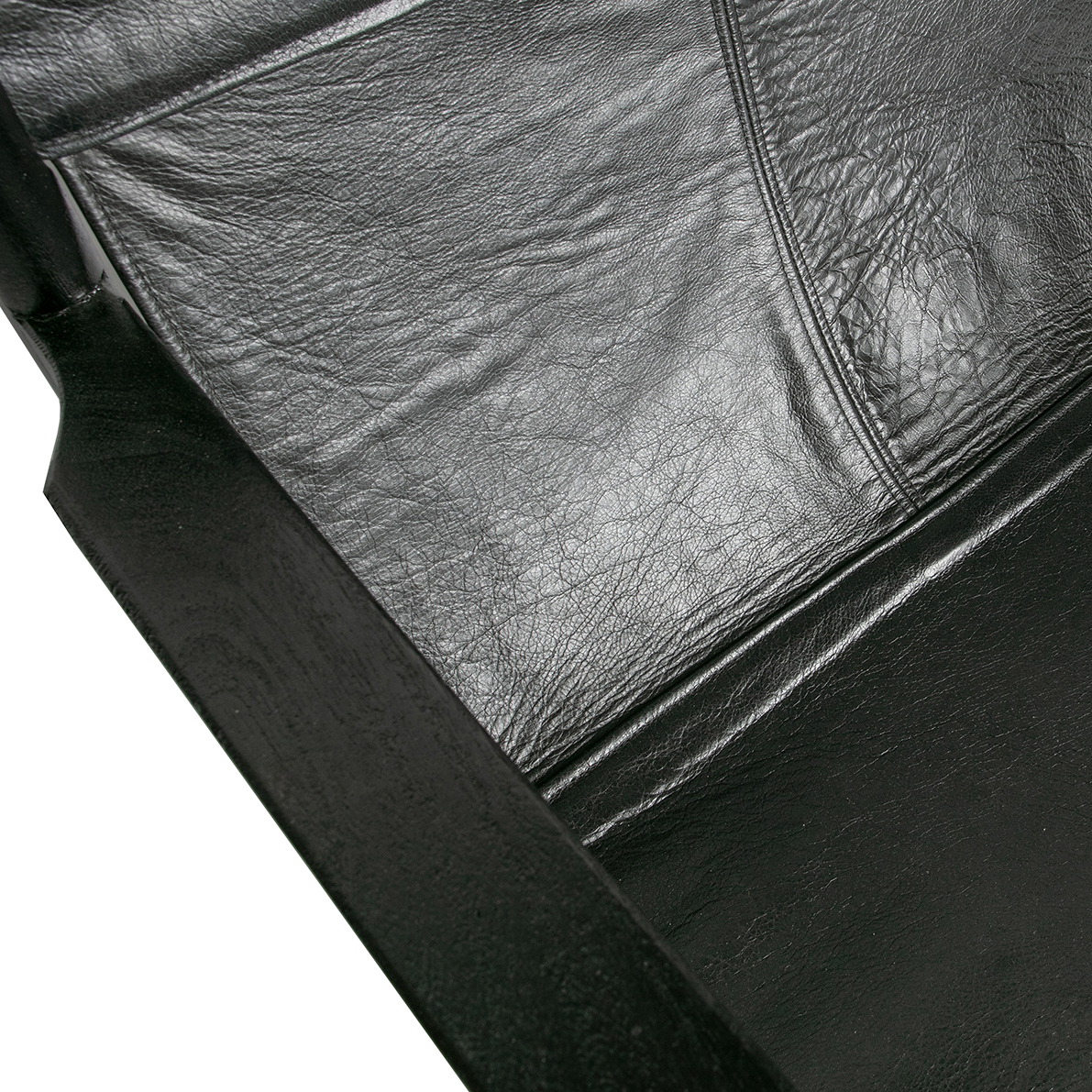 CHILL BLACK LEATHER ARMCHAIR 5